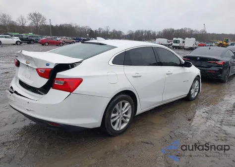 2018 Chevrolet Malibu Hybrid z USA, uszkodzony, nr VIN 1G1ZF5SU1JF186156